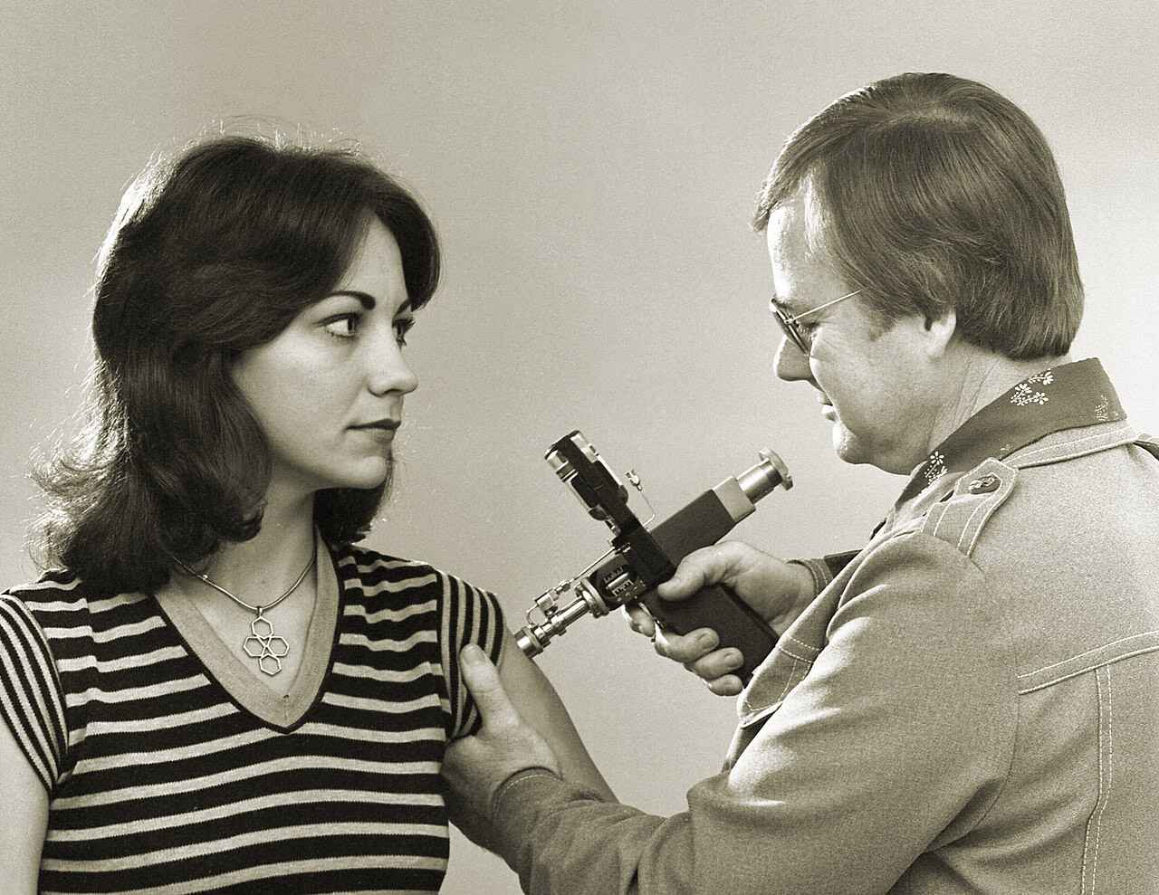 CDC/ Robert E. Bates, Public domain, via Wikimedia Commons